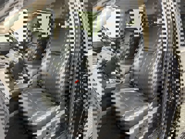 Certified 2023 Ford Expedition XLT image 11