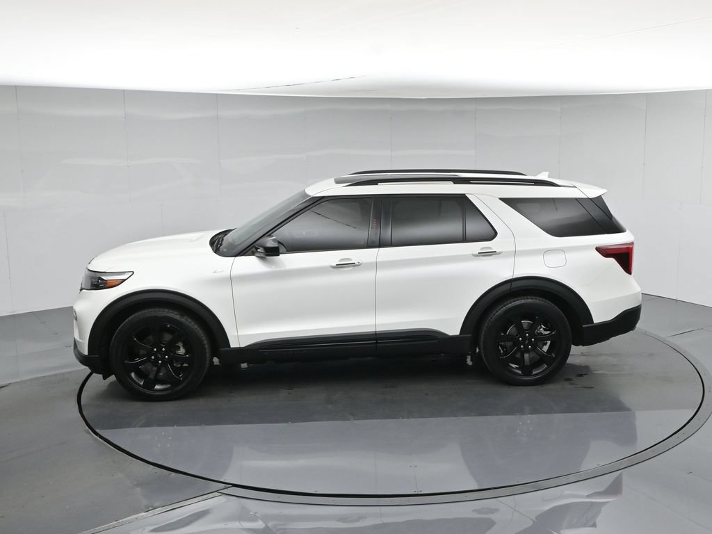 Certified 2024 Ford Explorer ST-Line w/ Class IV Trailer Tow Package RWD image 51