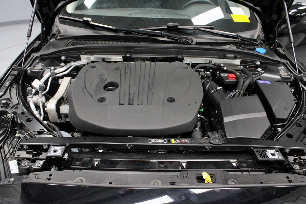 Used 2024 Volvo S60 B5 Plus w/ Climate Package AWD/4WD image 18