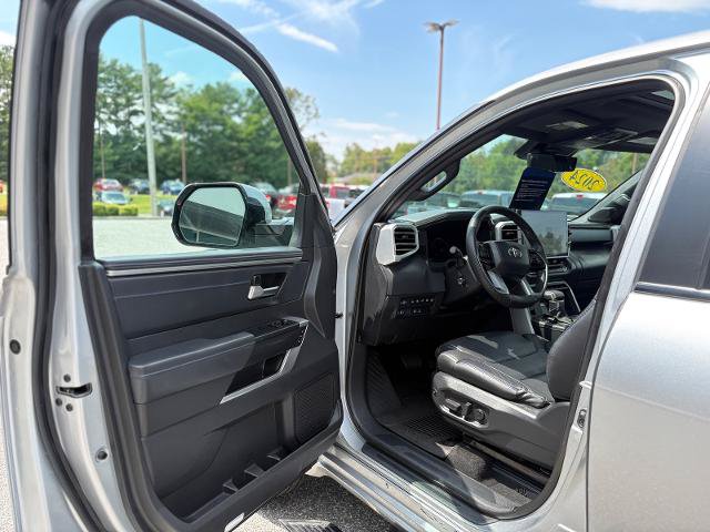 Used 2024 Toyota Tundra Platinum AWD/4WD image 7