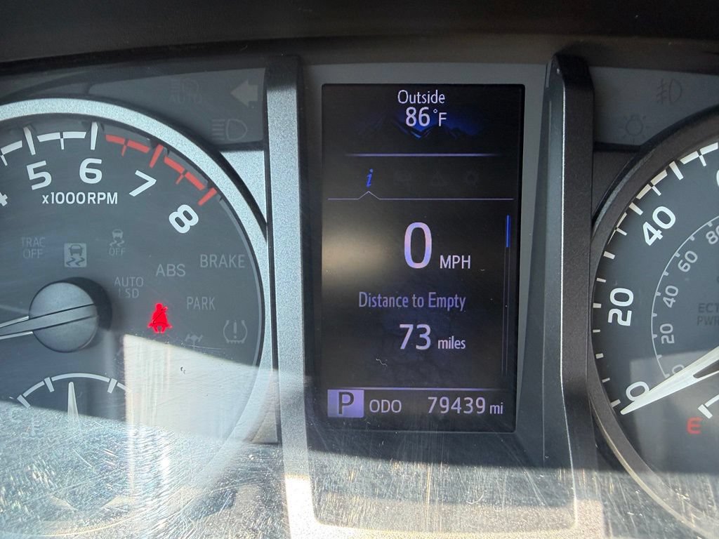 Used 2020 Toyota Tacoma TRD Sport w/ Technology Package AWD/4WD image 37