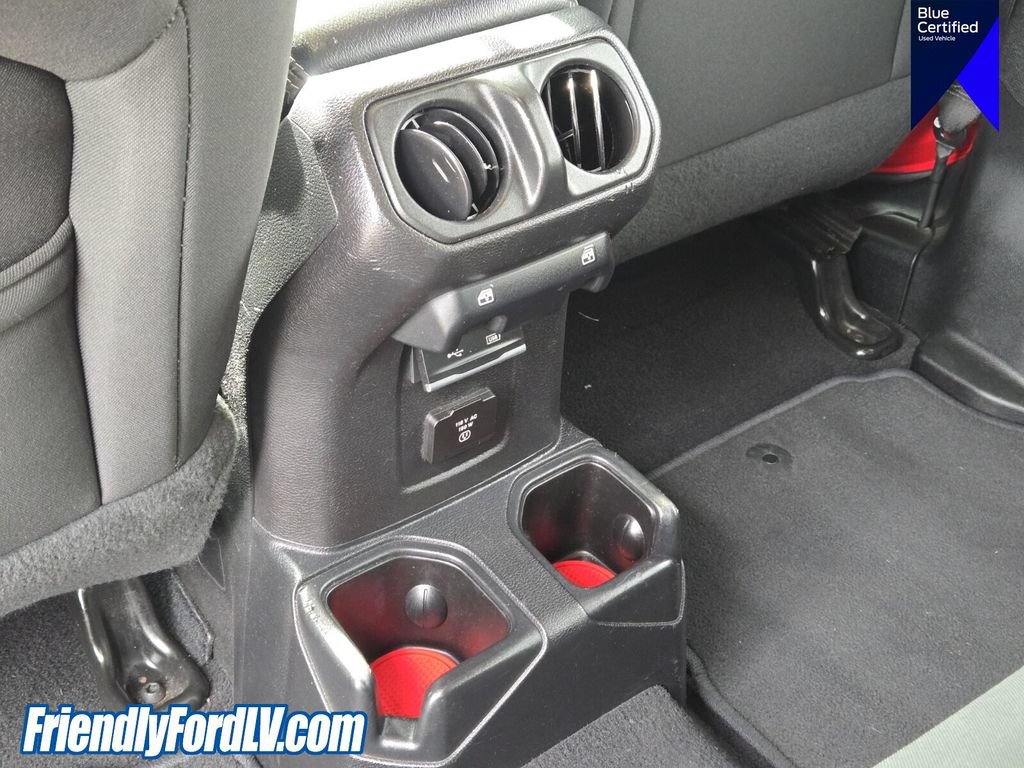 Used 2020 Jeep Wrangler Unlimited Sahara AWD/4WD image 17