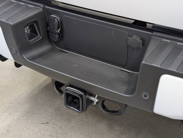 Certified 2025 Ford F450 Platinum w/ Platinum Plus Package AWD/4WD image 29