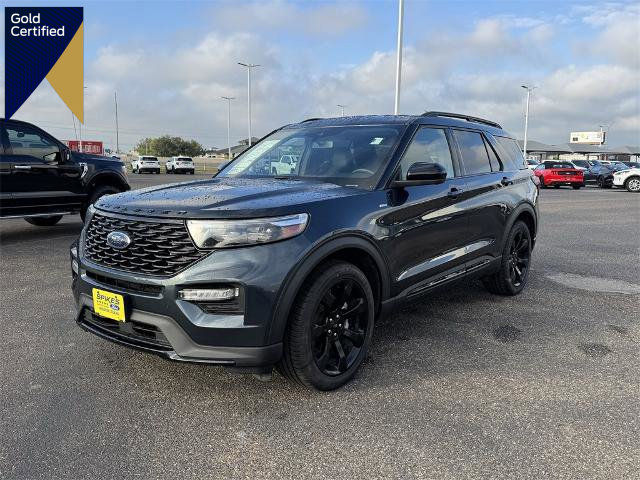 Certified 2022 Ford Explorer ST-Line w/ Class IV Trailer Tow Package