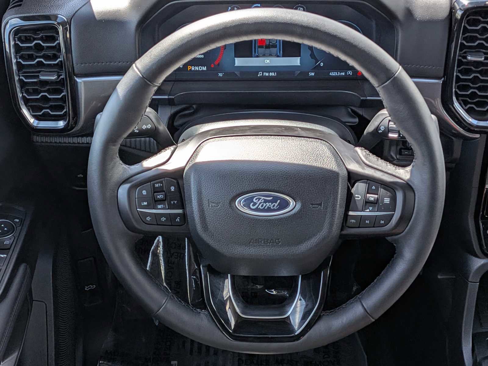 Certified 2025 Ford Ranger Lariat w/ Advanced Towing Package AWD/4WD image 27