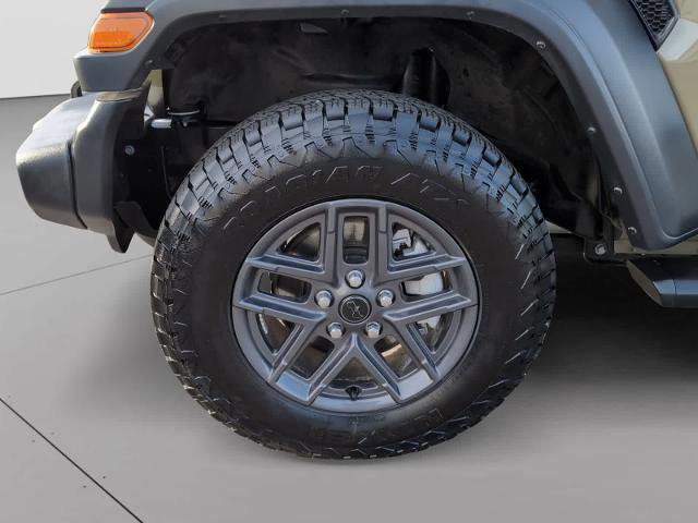 Used 2025 Jeep Wrangler Sport AWD/4WD image 20