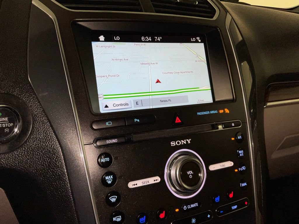 Certified 2018 Ford Explorer Limited FWD image 23