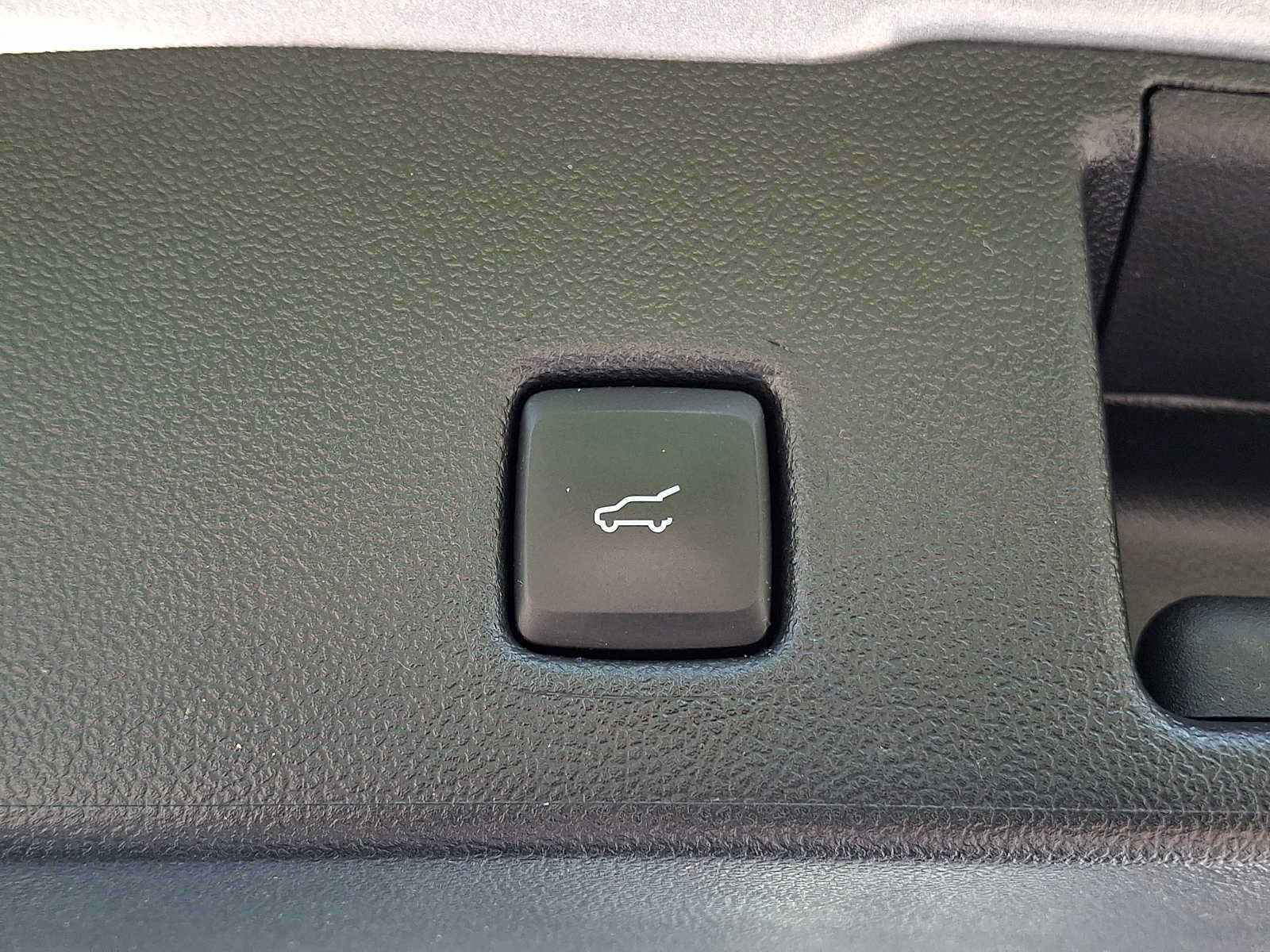 Certified 2023 Ford Escape ST-Line Select w/ Tech Pack #1 AWD/4WD image 28