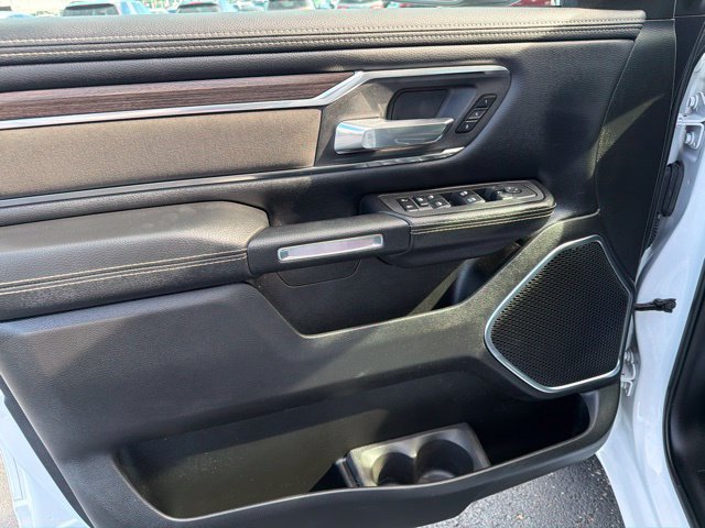 Used 2025 RAM 1500 Laramie w/ Sport Appearance Package AWD/4WD image 28