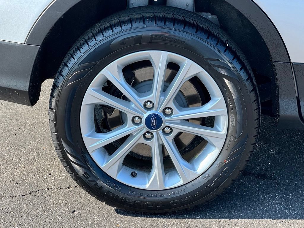 Certified 2019 Ford Escape SE AWD/4WD image 43
