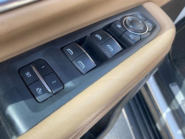 Used 2021 Chevrolet Tahoe Premier w/ Premium Package image 13