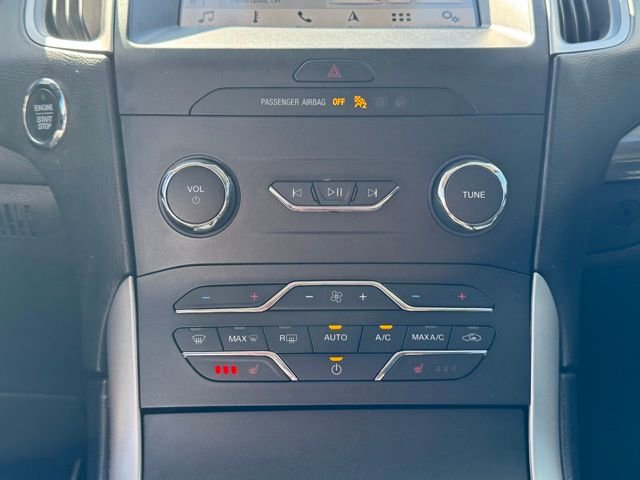 Certified 2019 Ford Edge SEL w/ Equipment Group 201A AWD/4WD image 33