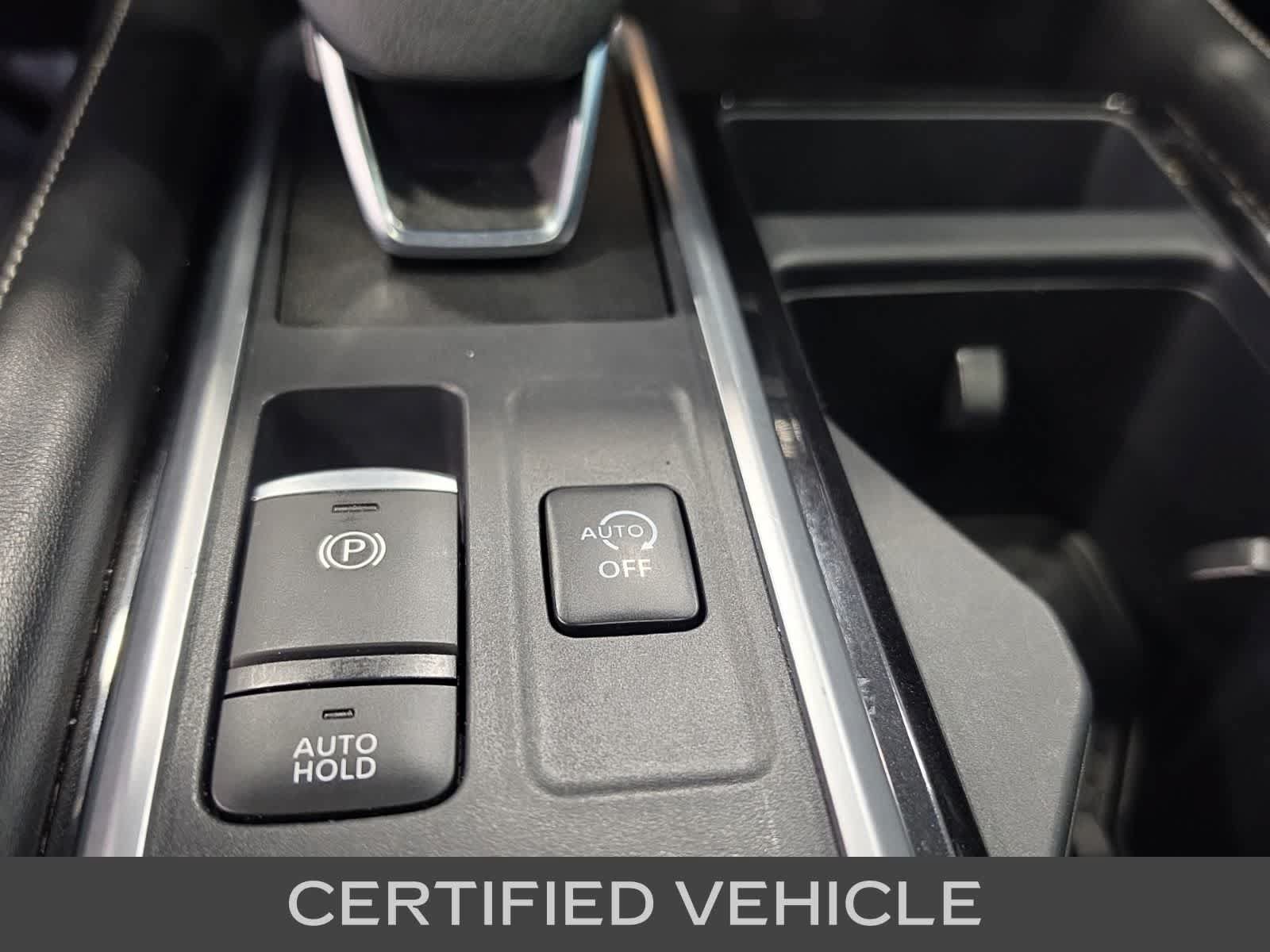 Used 2022 Nissan Pathfinder SL AWD/4WD image 23