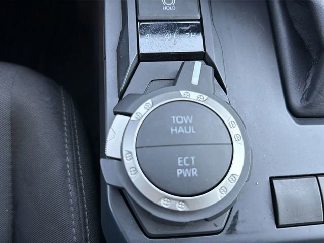 Used 2025 Toyota Tacoma SR5 AWD/4WD image 29