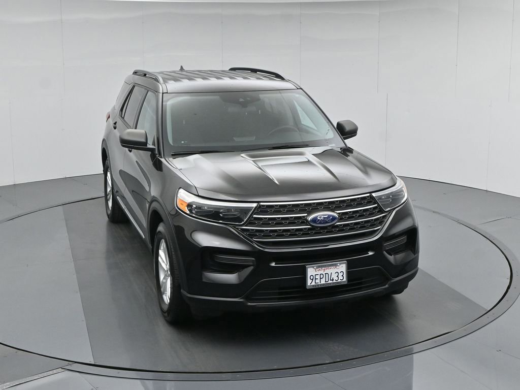 Certified 2022 Ford Explorer XLT image 4