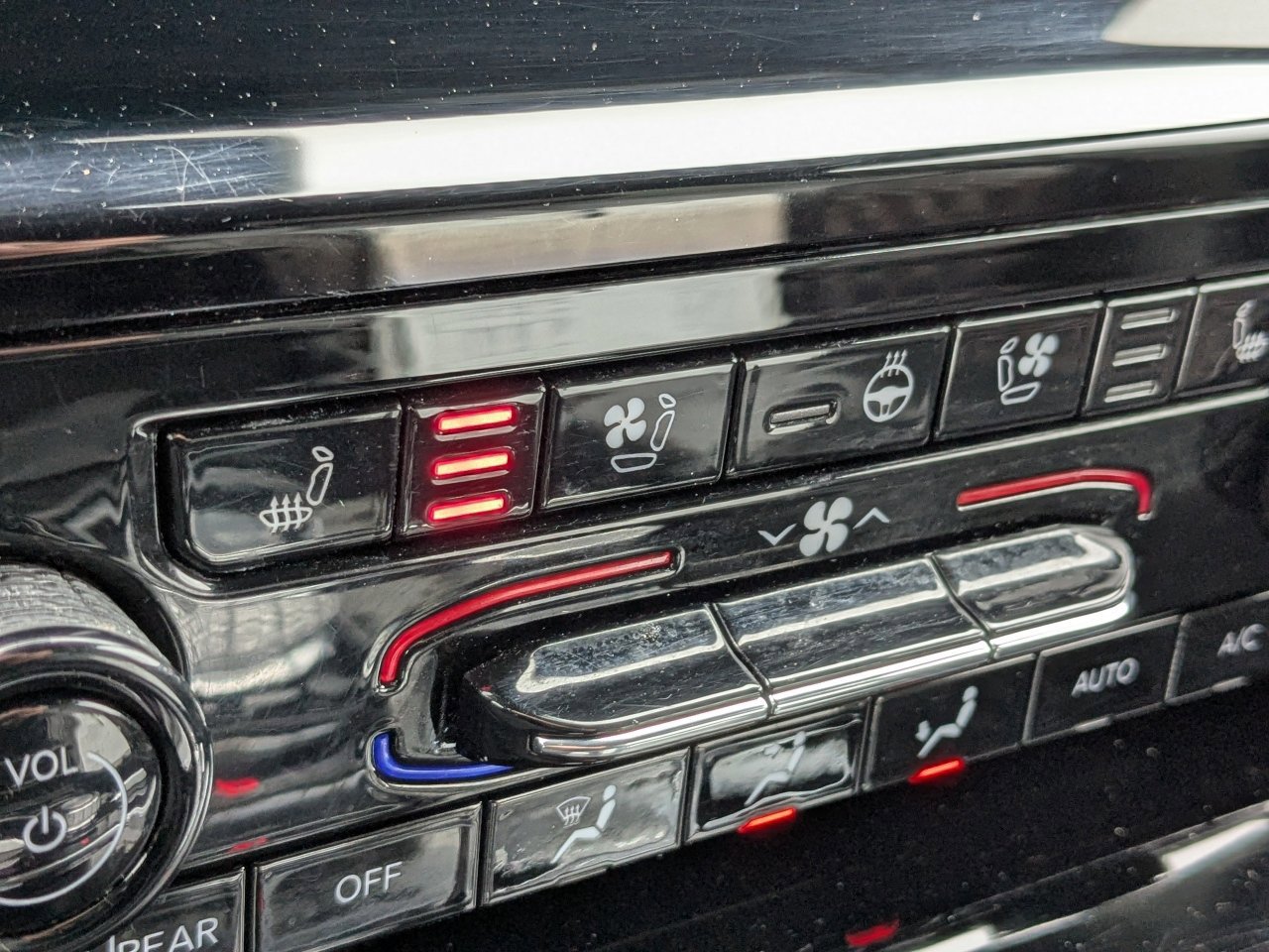 Used 2021 Jeep Grand Cherokee L Summit w/ Advanced Protech Group IV image 31