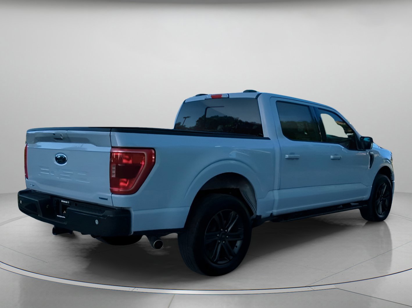 Certified 2022 Ford F150 XLT w/ Equipment Group 302A High image 23