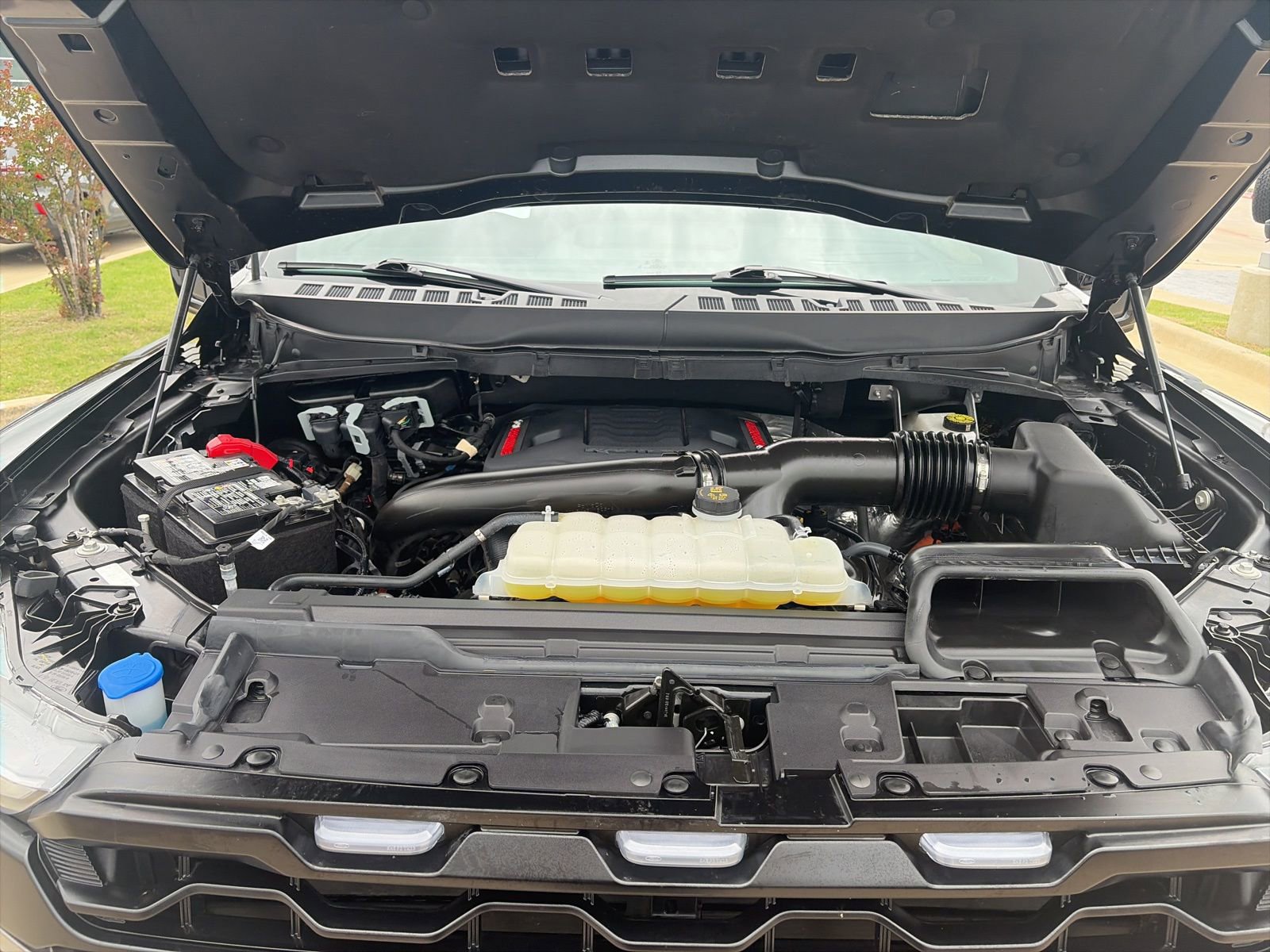 Certified 2025 Ford F150 Raptor AWD/4WD image 23