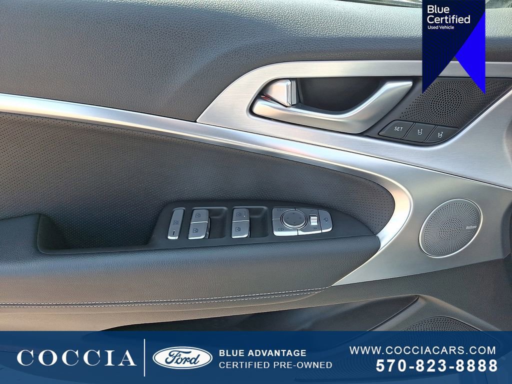 Used 2021 Genesis G70 2.0T w/ Elite Package image 12