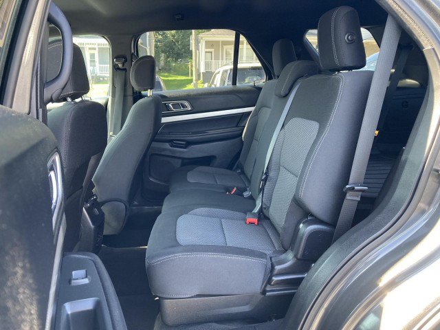 Certified 2017 Ford Explorer XLT w/ Equipment Group 201A AWD/4WD image 13
