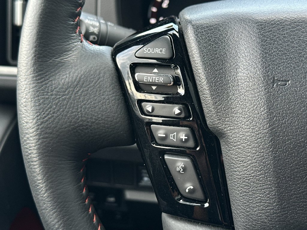 Used 2025 Nissan Frontier PRO-4X w/ Pro Premium Package AWD/4WD image 22