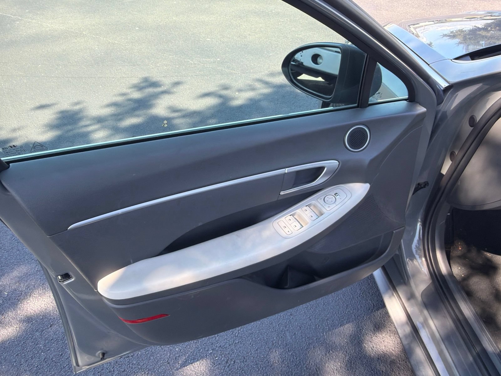 Used 2023 Hyundai Sonata SE FWD image 15