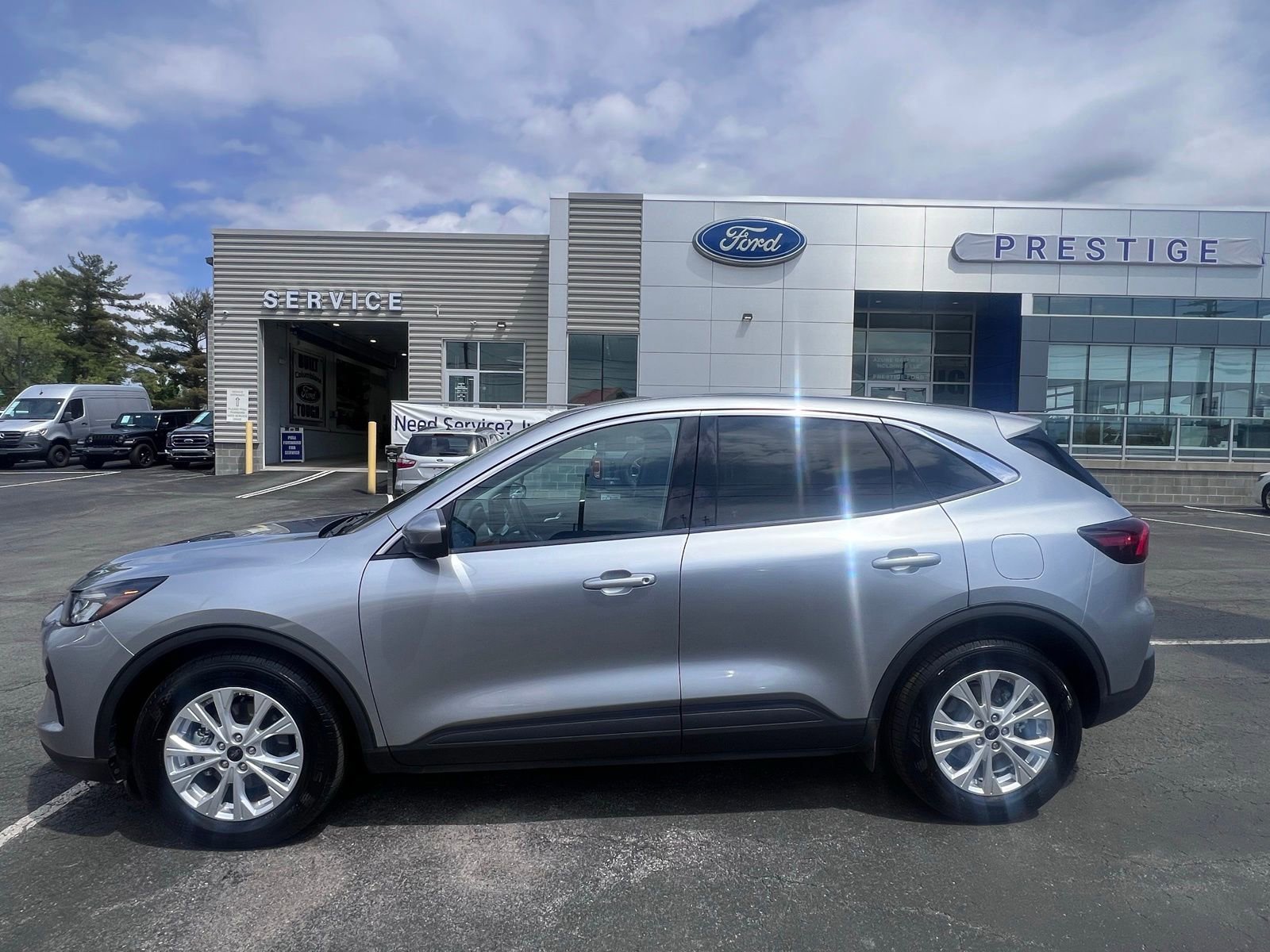 Certified 2023 Ford Escape Active w/ Tech Pack #2 FWD image 5