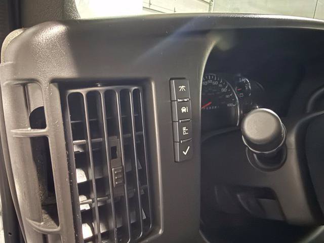 Used 2025 Chevrolet Express 2500 w/ Driver Convenience Package RWD image 16