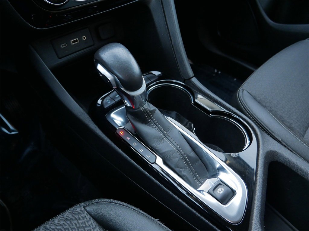 Used 2022 Buick Encore GX Select w/ Sport Touring Package image 22