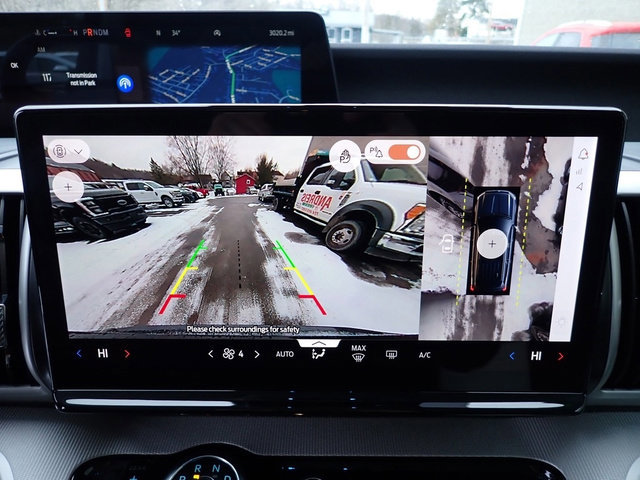 Certified 2025 Ford Expedition Active image 23