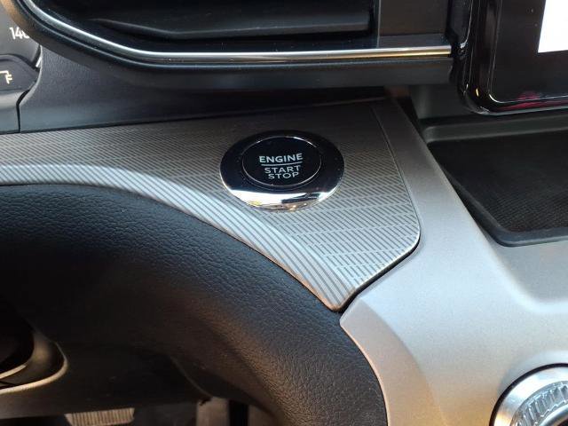 Certified 2023 Ford Explorer XLT w/ Equipment Group 202A image 19