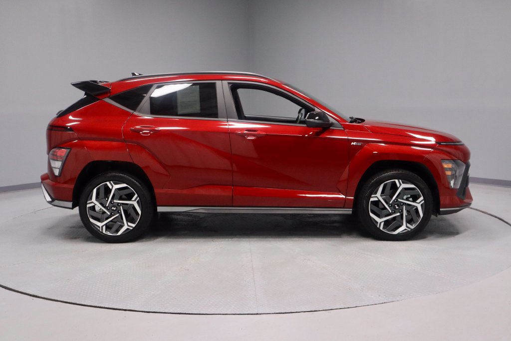 Used 2025 Hyundai Kona N Line S AWD/4WD image 12