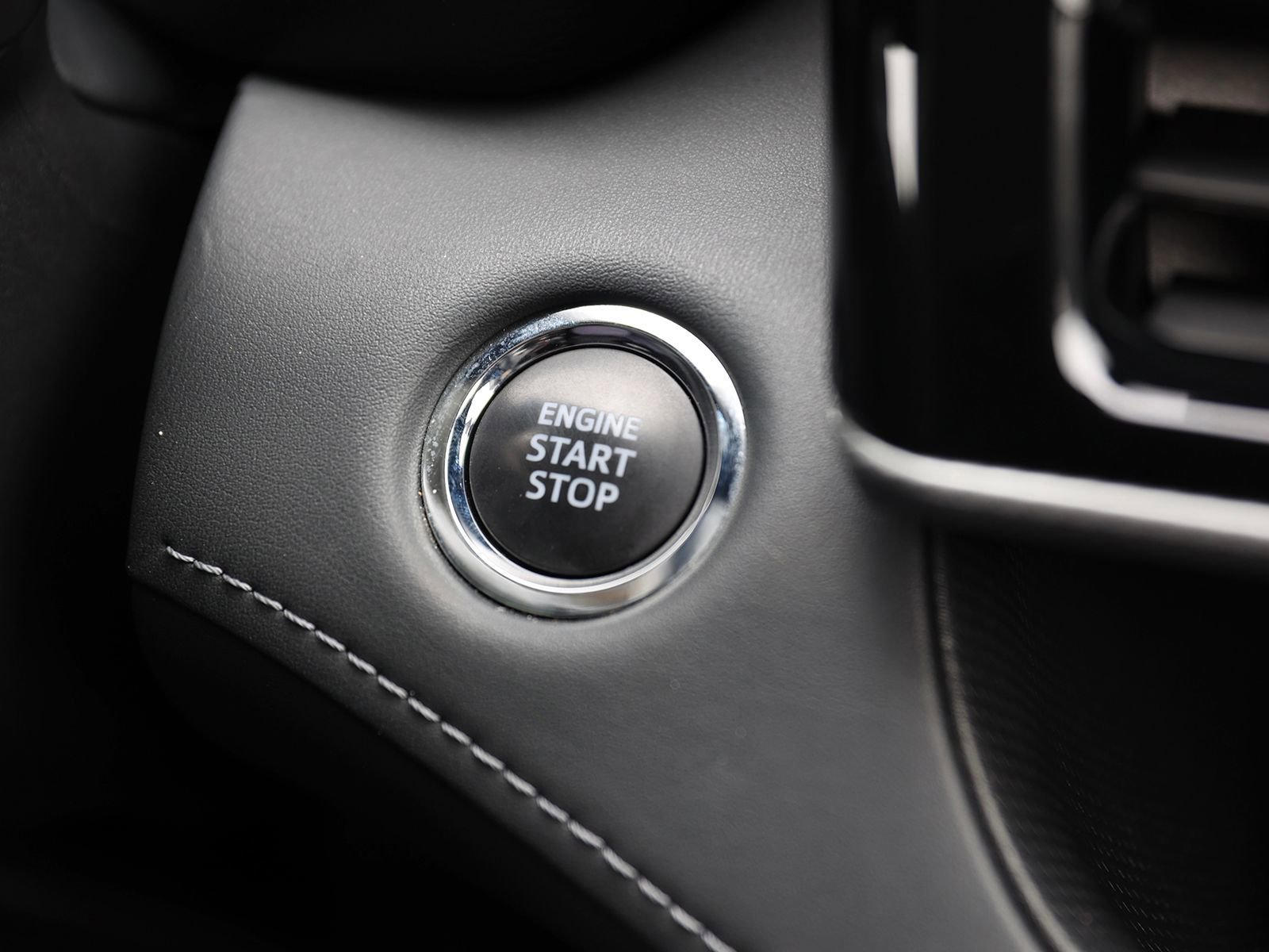 Used 2023 Toyota Highlander Platinum AWD/4WD image 33