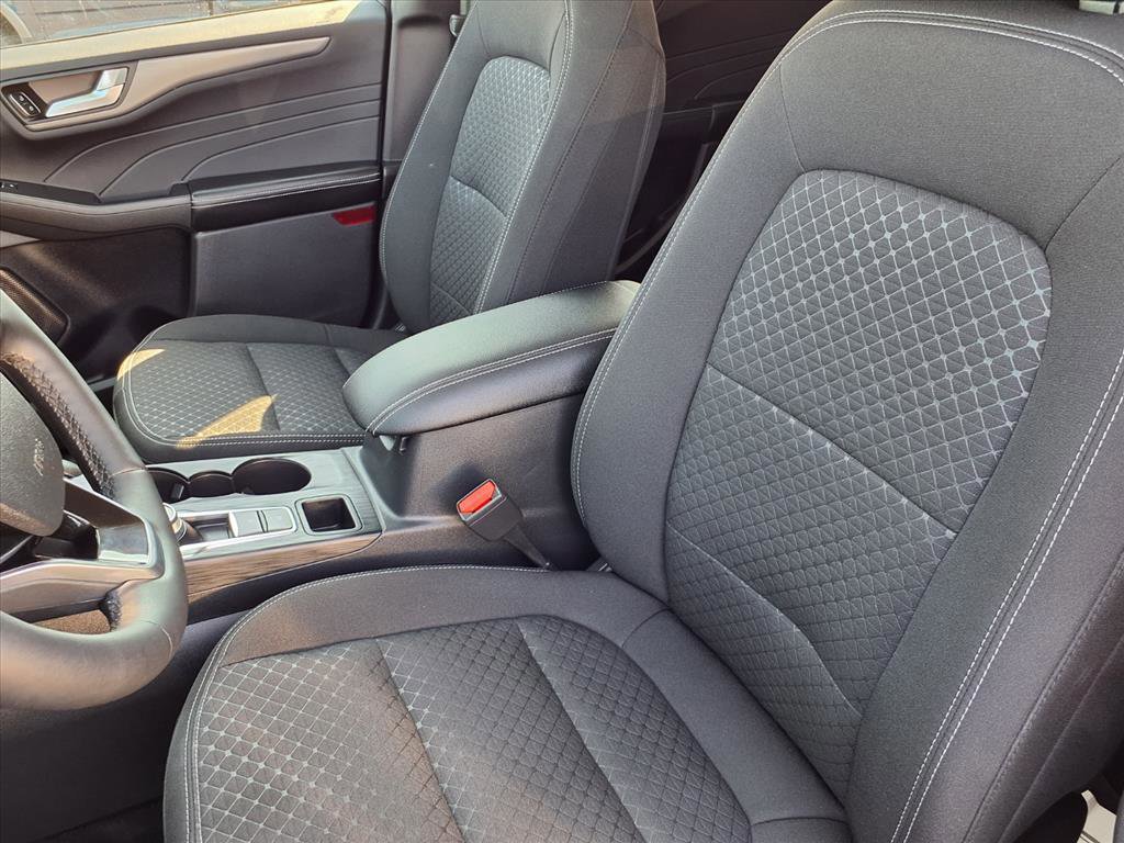 Certified 2023 Ford Escape Active w/ Tech Pack #2 image 6