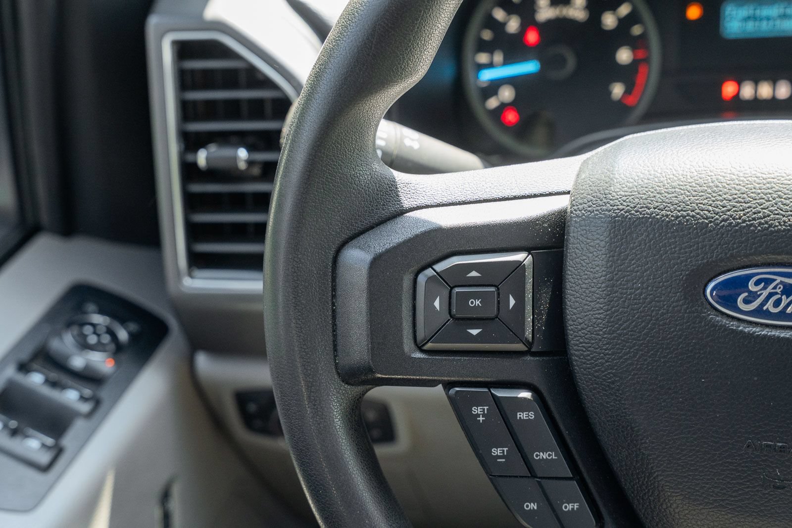 Certified 2019 Ford F150 XLT AWD/4WD image 27