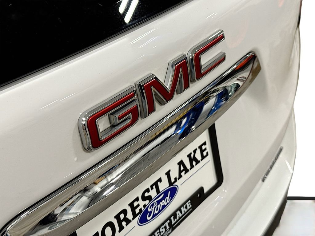 Used 2024 GMC Terrain SLT image 20