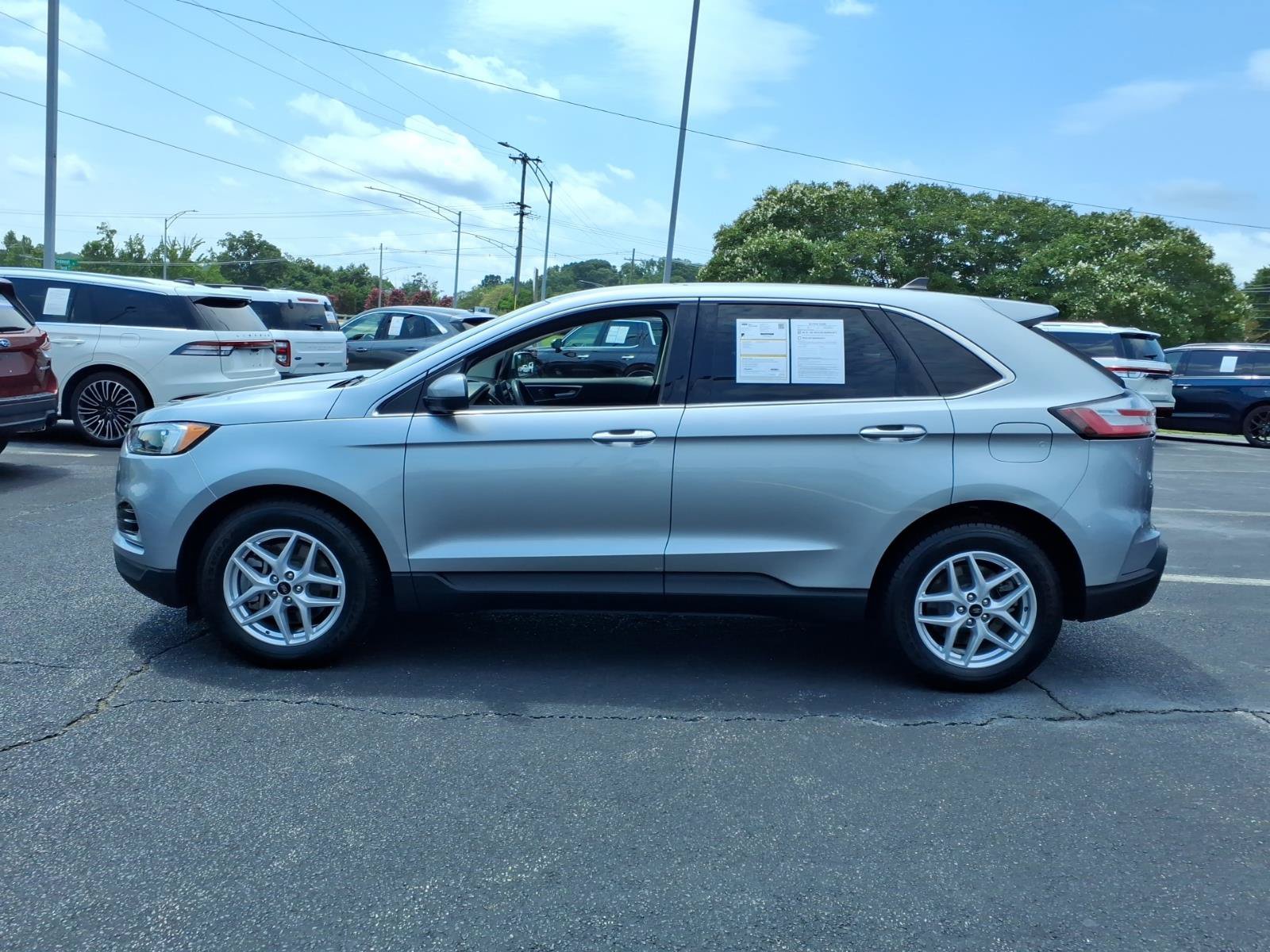 Certified 2024 Ford Edge SEL AWD/4WD image 5