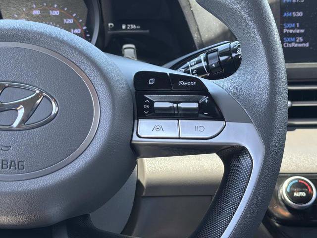 Used 2023 Hyundai Elantra SEL FWD image 13