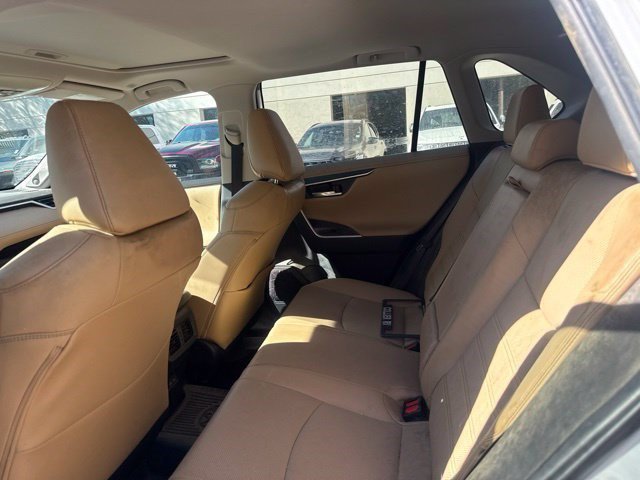 Used 2023 Toyota RAV4 Limited AWD/4WD image 17