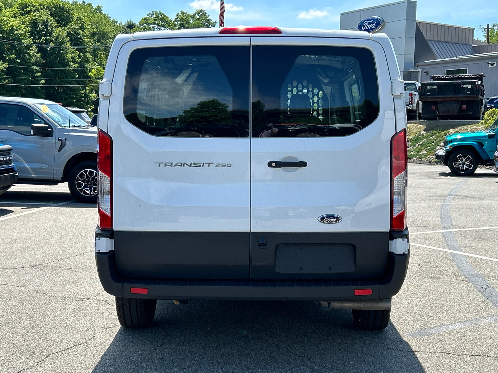 Certified 2025 Ford Transit 250 Low Roof w/ Exterior Upgrade Package RWD image 5