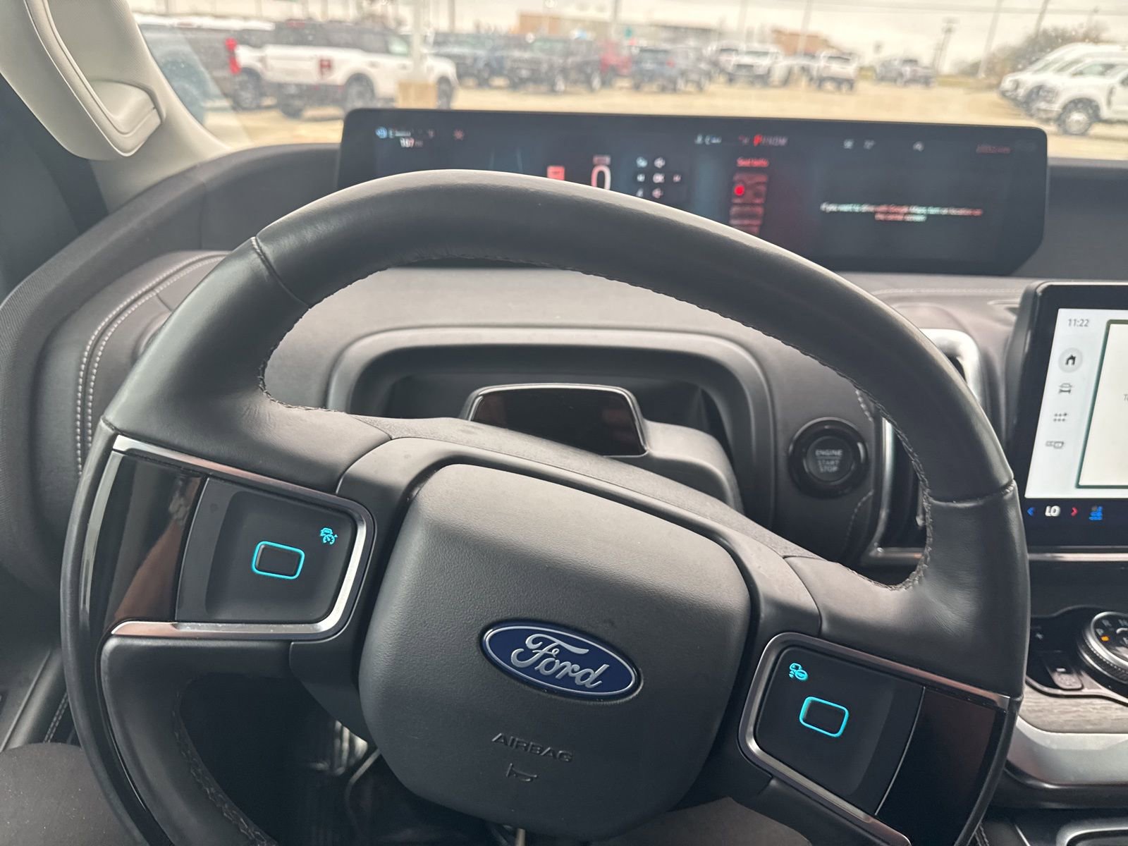 Certified 2025 Ford Expedition Max Platinum image 13