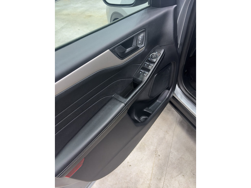 Certified 2022 Ford Escape SE FWD image 12