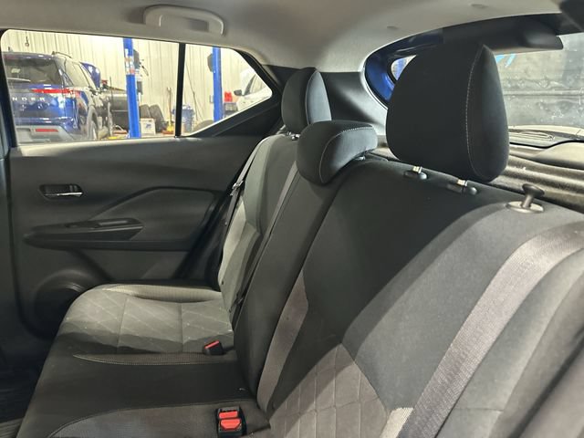 Used 2019 Nissan Kicks SV FWD image 30