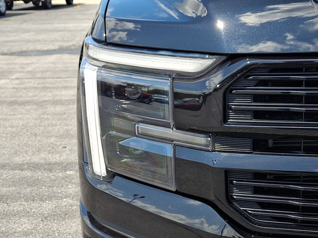Certified 2024 Ford F150 Platinum w/ Equipment Group 702A High AWD/4WD image 10