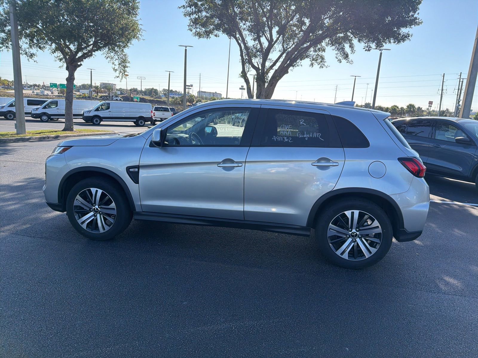 Used 2025 Mitsubishi Outlander Sport ES AWD/4WD image 13