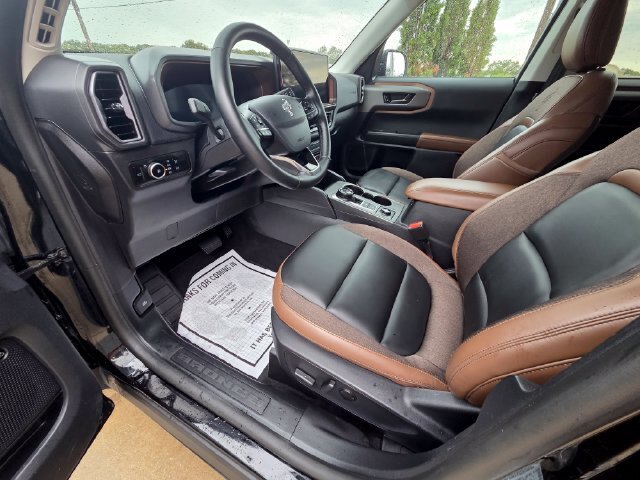 Certified 2025 Ford Bronco Sport Outer Banks w/ Outer Banks Tech Package+ AWD/4WD image 17