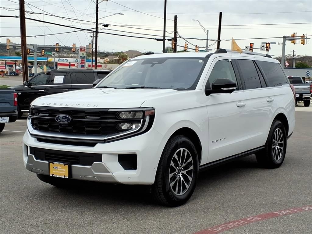Certified 2025 Ford Expedition Platinum image 13