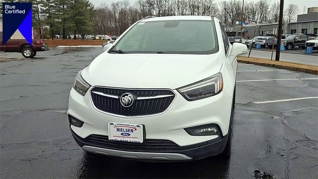 Used 2020 Buick Encore Essence image 1