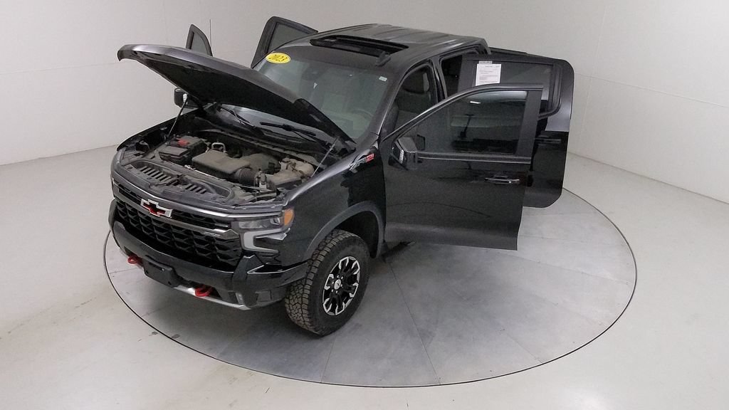 Used 2023 Chevrolet Silverado 1500 ZR2 w/ Technology Package AWD/4WD image 46