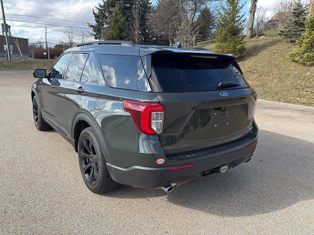 Certified 2022 Ford Explorer ST-Line w/ Class IV Trailer Tow Package image 3